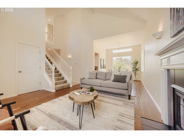 9615 Sw 49TH Ave, Portland, OR 97219