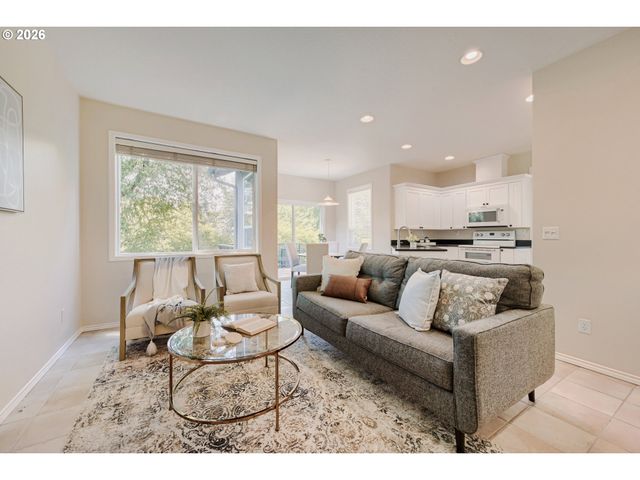 9615 Sw 49TH Ave, Portland, OR 97219