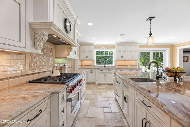 13 Indian Path, Millstone, NJ 08535