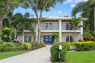 33 Rio Vista Dr, Stuart, FL 34996