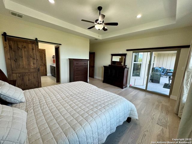 120 Sam Houston, Kerrville, TX 78028