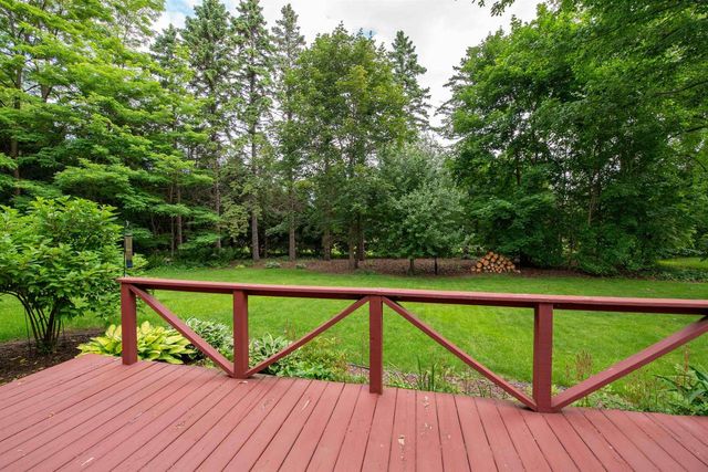 1040 MARICOPA DRIVE, Oshkosh, WI 54904