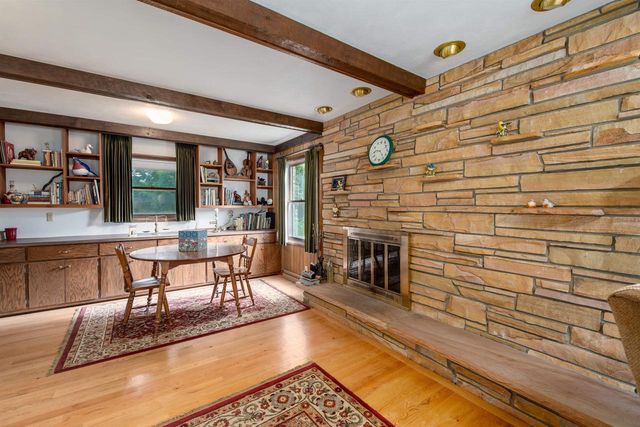 1040 MARICOPA DRIVE, Oshkosh, WI 54904