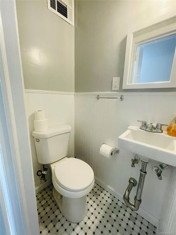 15022 58th Avenue, Flushing, NY 11355