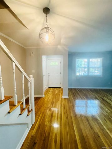 15022 58th Avenue, Flushing, NY 11355