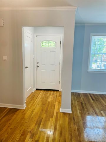15022 58th Avenue, Flushing, NY 11355