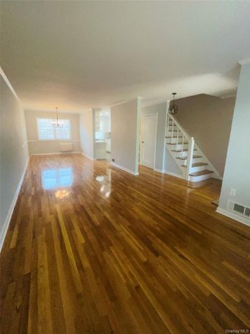 15022 58th Avenue, Flushing, NY 11355