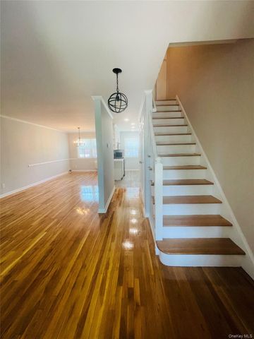 15022 58th Avenue, Flushing, NY 11355