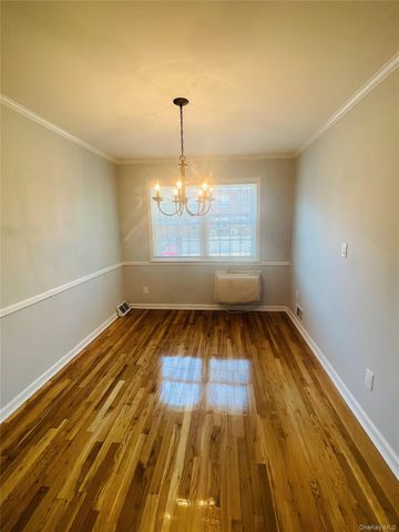15022 58th Avenue, Flushing, NY 11355