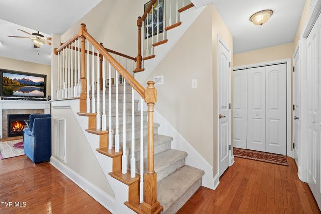 2119 Country Brook Lane, Knoxville, TN 37921