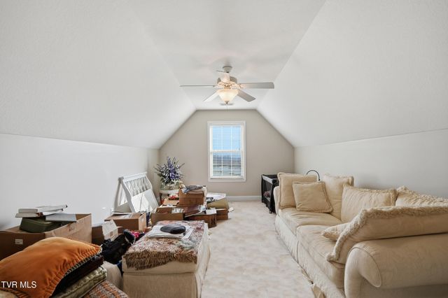 2119 Country Brook Lane, Knoxville, TN 37921