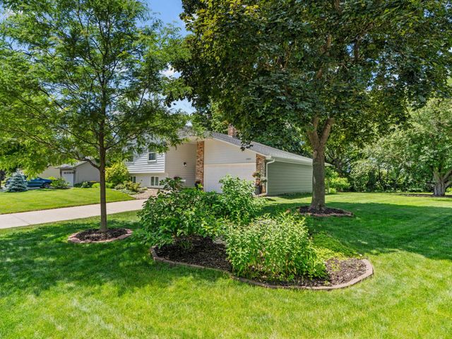 12803 Everest Avenue, Apple Valley, MN 55124