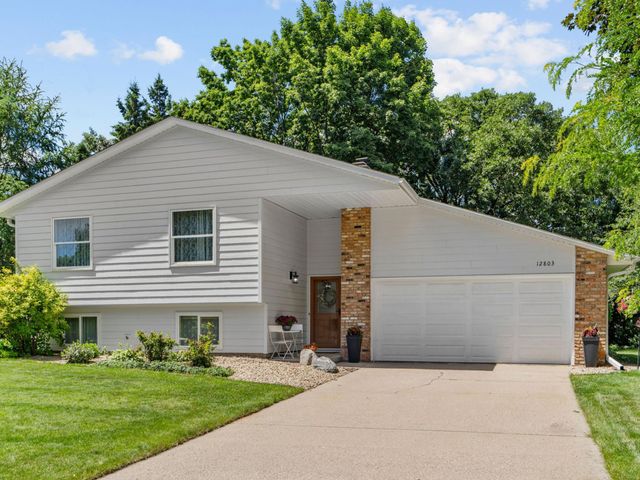 12803 Everest Avenue, Apple Valley, MN 55124