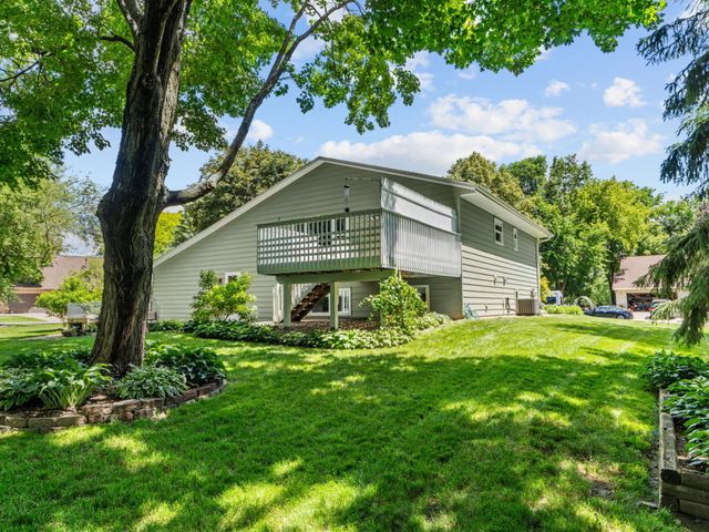 12803 Everest Avenue, Apple Valley, MN 55124