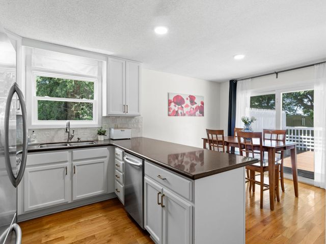 12803 Everest Avenue, Apple Valley, MN 55124