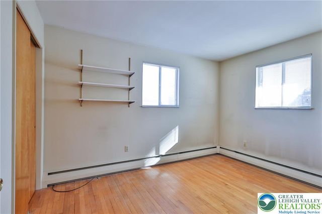 1360 Stonewood Drive, Hanover Twp, PA 18017