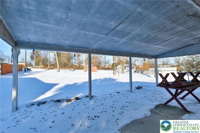 1360 Stonewood Drive, Hanover Twp, PA 18017