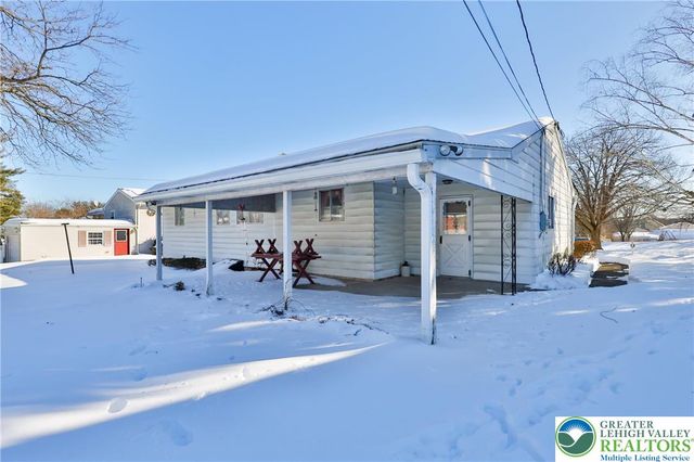 1360 Stonewood Drive, Hanover Twp, PA 18017