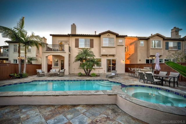 17018 Patina, San Diego, CA 92127