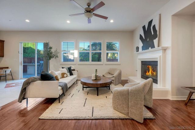 17018 Patina, San Diego, CA 92127