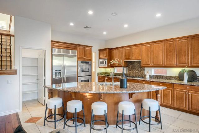 17018 Patina, San Diego, CA 92127
