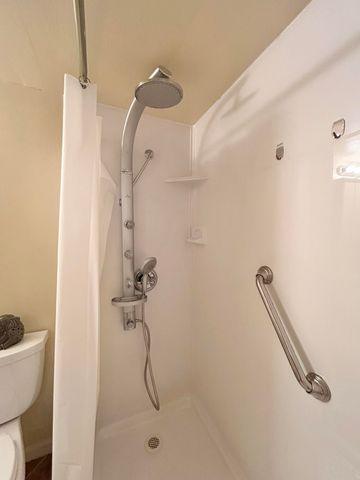 131 LAKE PINE Circle D-1, Greenacres, FL 33463