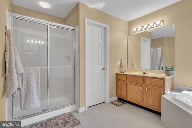 24 WITMER WAY, Robbinsville, NJ 08691
