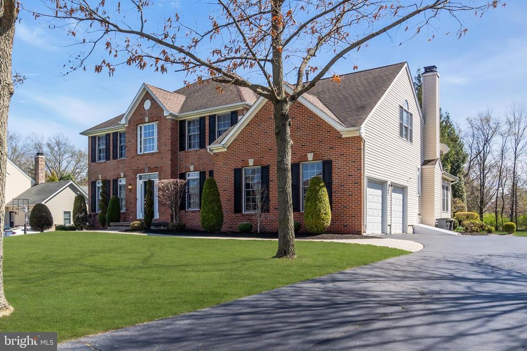 24 WITMER WAY, Robbinsville, NJ 08691