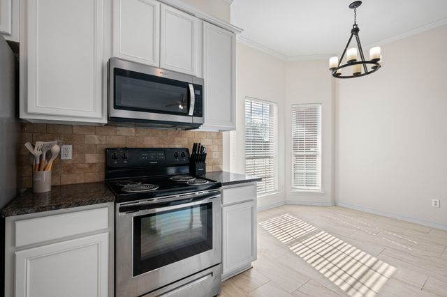 7 Saint Charles Place, Midlothian, TX 76065