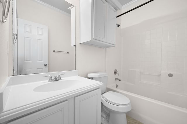 7 Saint Charles Place, Midlothian, TX 76065