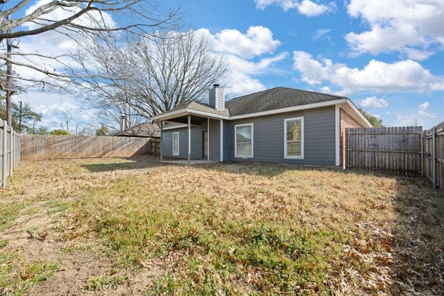 7 Saint Charles Place, Midlothian, TX 76065