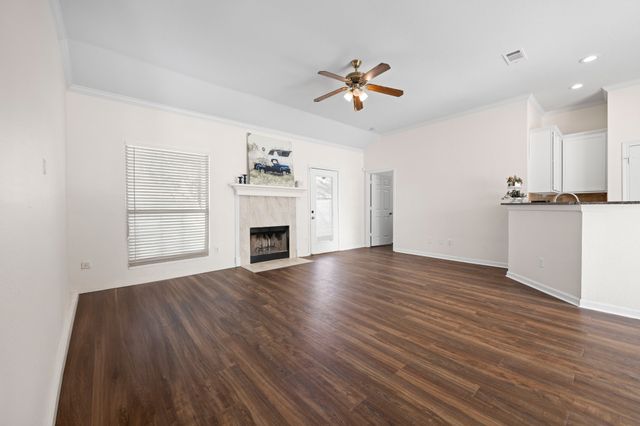 7 Saint Charles Place, Midlothian, TX 76065