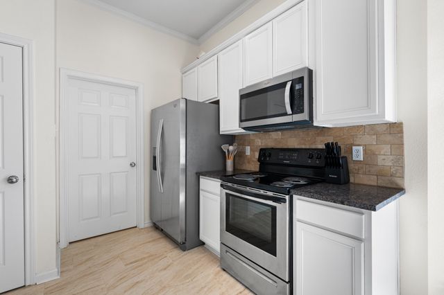 7 Saint Charles Place, Midlothian, TX 76065