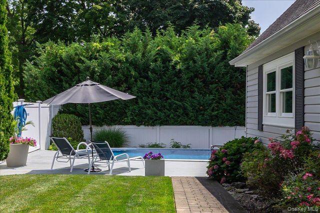 6 Wall Street, Farmingdale, NY 11735