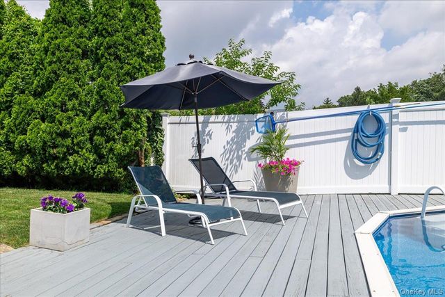 6 Wall Street, Farmingdale, NY 11735