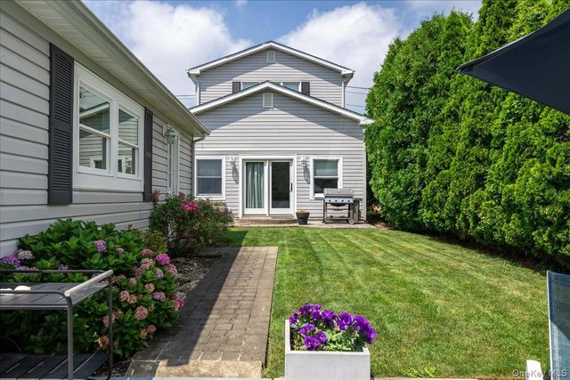 6 Wall Street, Farmingdale, NY 11735