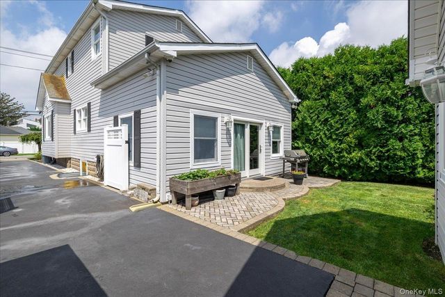 6 Wall Street, Farmingdale, NY 11735