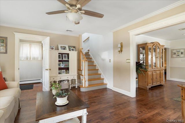 6 Wall Street, Farmingdale, NY 11735