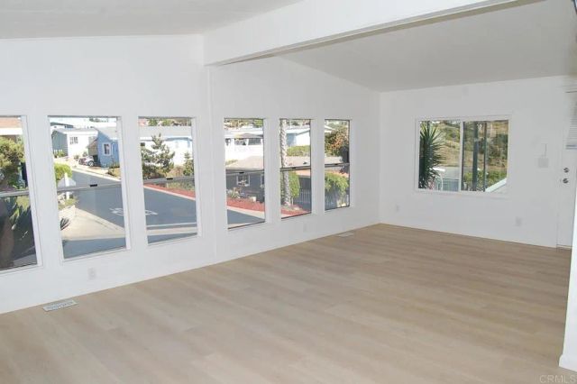 1930 W San Marcos 208, San Marcos, CA 92078
