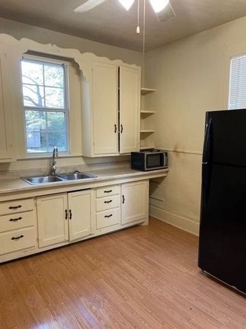 617 W Gandy Street, Denison, TX 75020