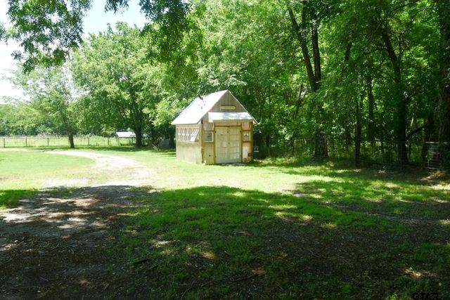 370 Spur 514, Yantis, TX 75497