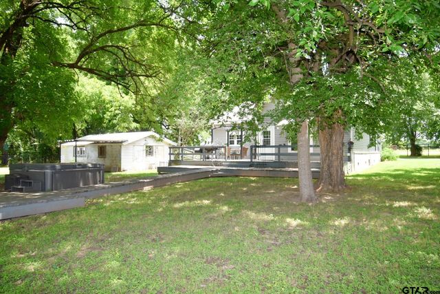 370 Spur 514, Yantis, TX 75497