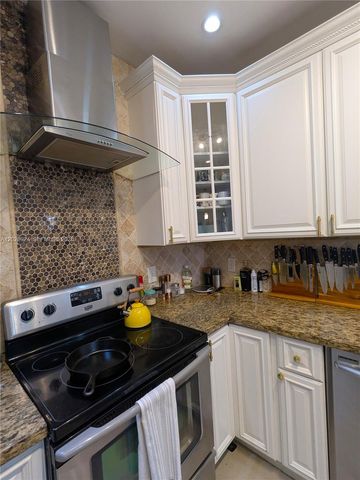 11405 NW 48th Court, Coral Springs, FL 33076