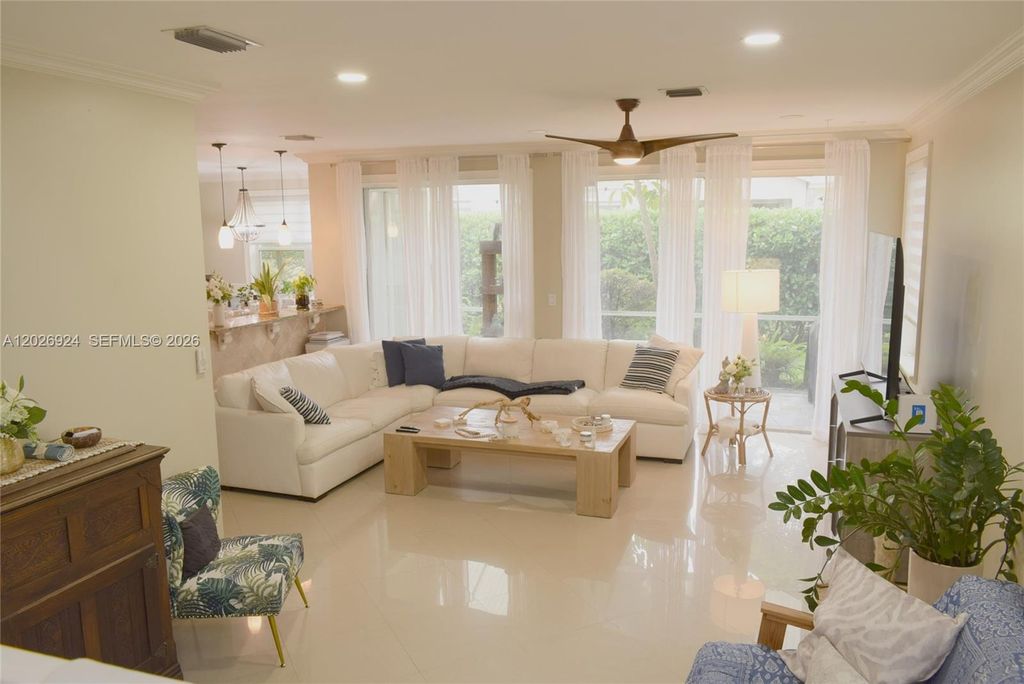 11405 NW 48th Court, Coral Springs, FL 33076
