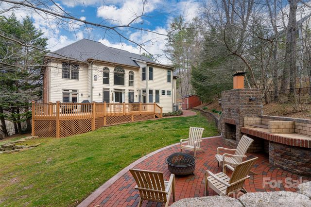 39 Windover Drive, Asheville, NC 28803