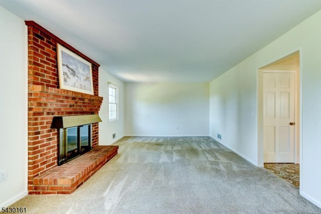 445 Brookview Ct, Branchburg Twp., NJ 08876