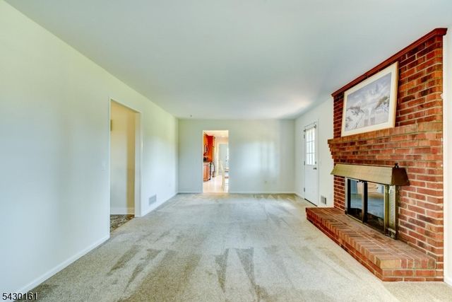 445 Brookview Ct, Branchburg Twp., NJ 08876