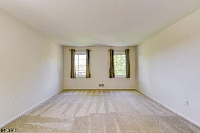 445 Brookview Ct, Branchburg Twp., NJ 08876
