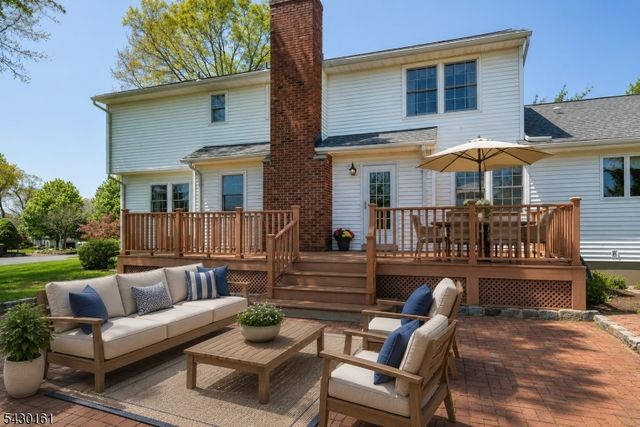445 Brookview Ct, Branchburg Twp., NJ 08876
