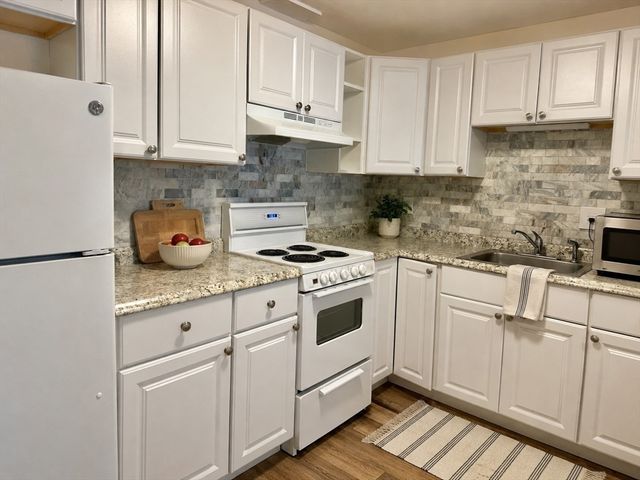 195 Salem Street 24, Medford, MA 02155